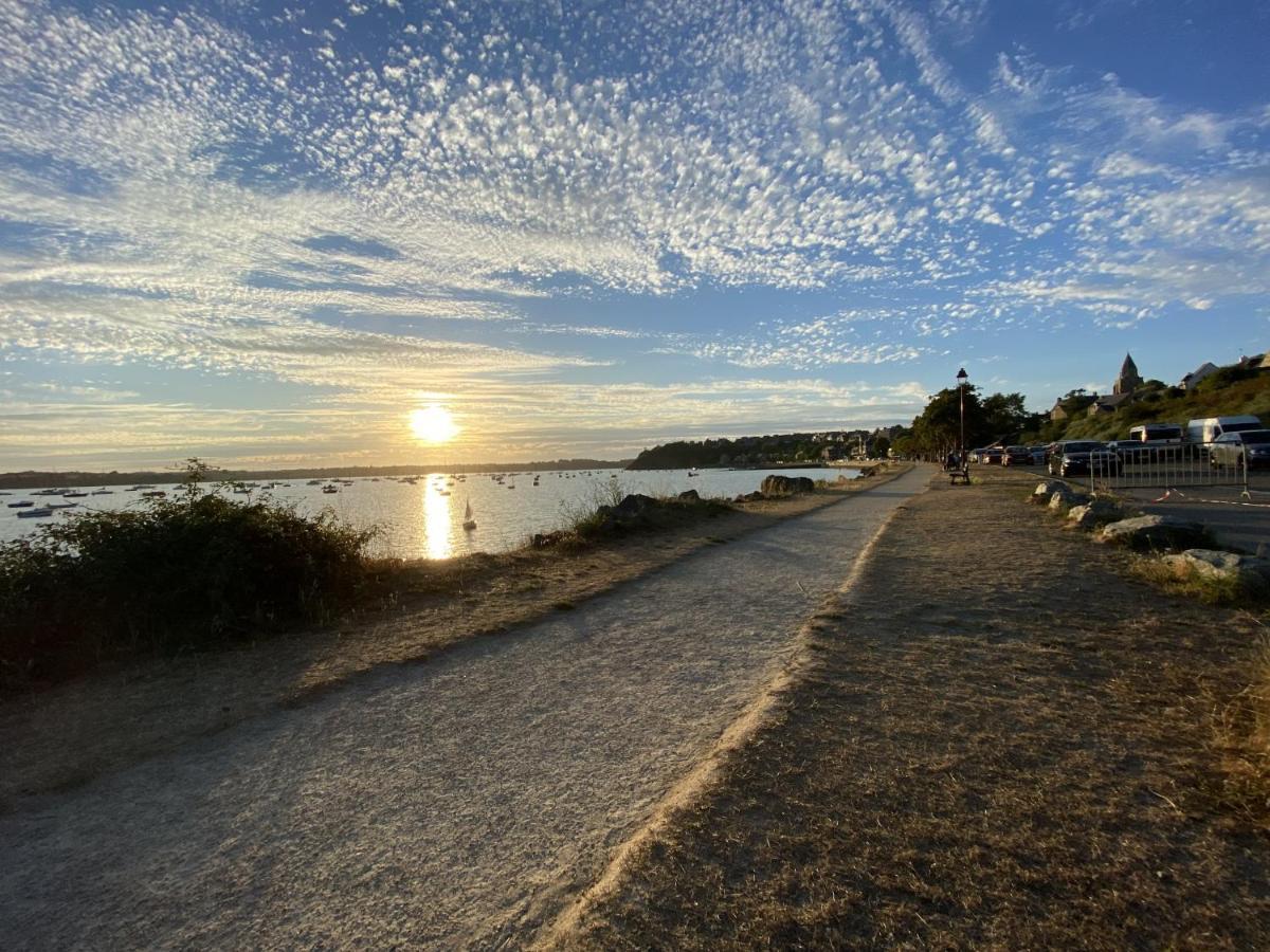 600M Plage Saint-Suliac- Maison Bretonne Pour 4 Εξωτερικό φωτογραφία